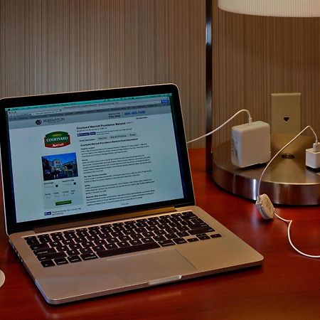 Courtyard By Marriott Providence Warwick Hotel Exterior foto