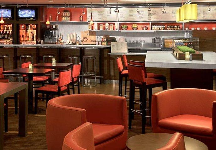Courtyard By Marriott Providence Warwick Hotel Exterior foto